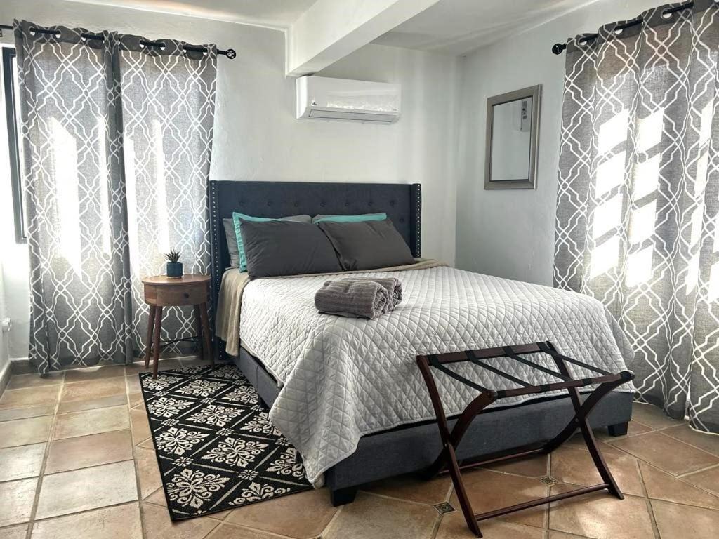 4 Bedroom Kikita Beach Villa Oceanfront W Pool Dorado Dış mekan fotoğraf