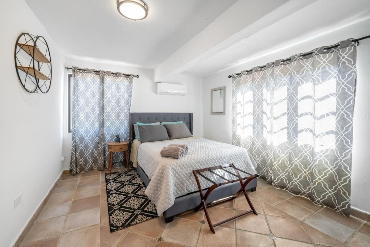 4 Bedroom Kikita Beach Villa Oceanfront W Pool Dorado Dış mekan fotoğraf
